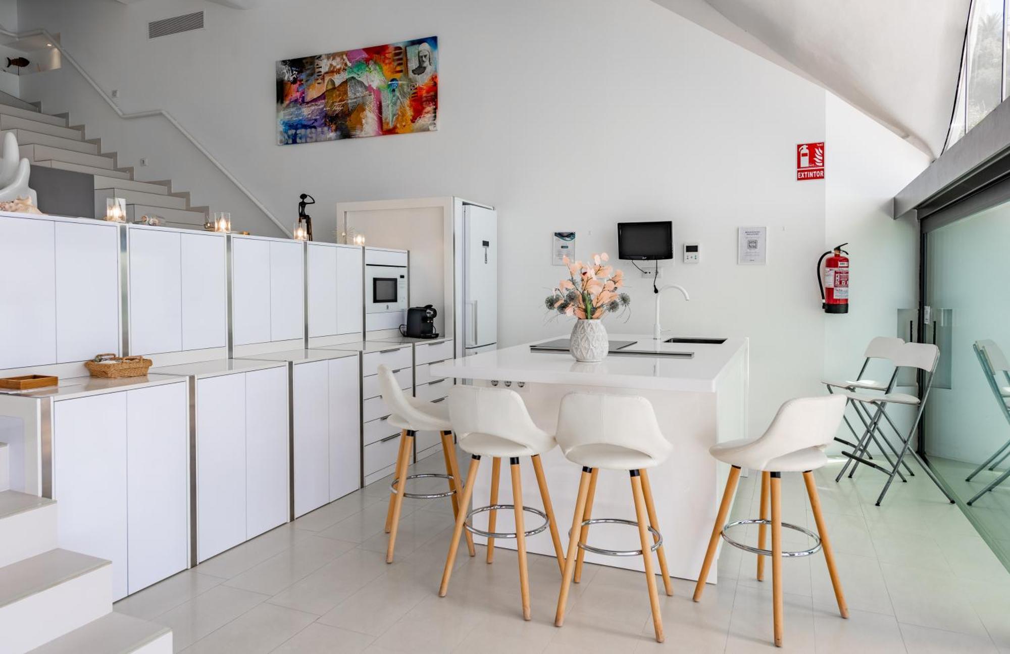 Rentitspain Casa Del Acantilado Piscina Climatizada 살로브레나 외부 사진