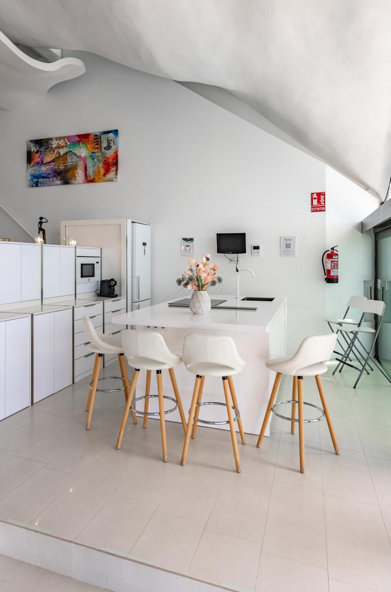 Rentitspain Casa Del Acantilado Piscina Climatizada 살로브레나 외부 사진