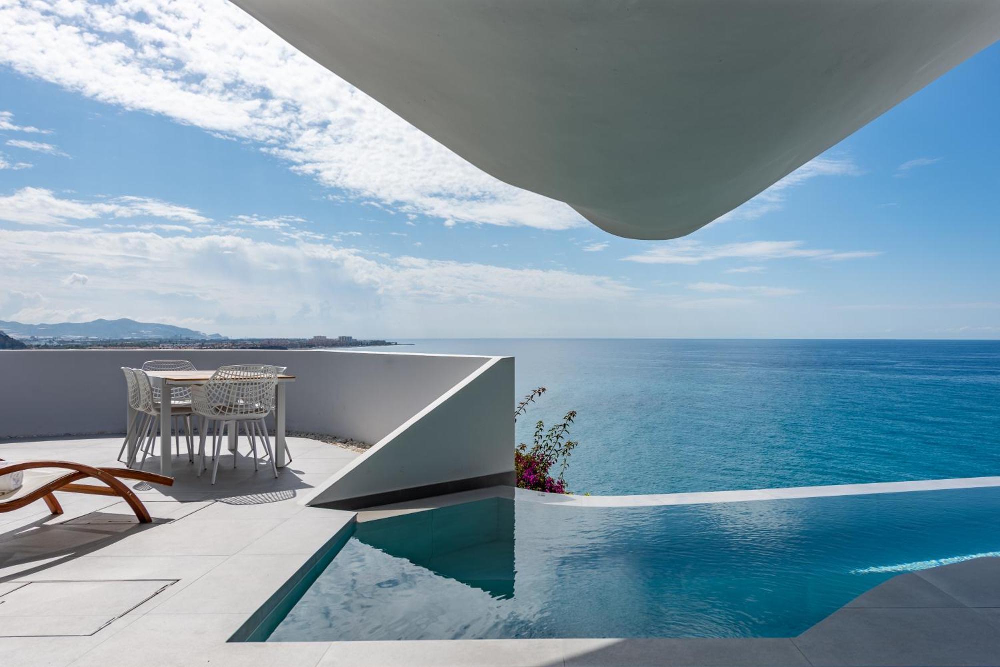 Rentitspain Casa Del Acantilado Piscina Climatizada 살로브레나 외부 사진