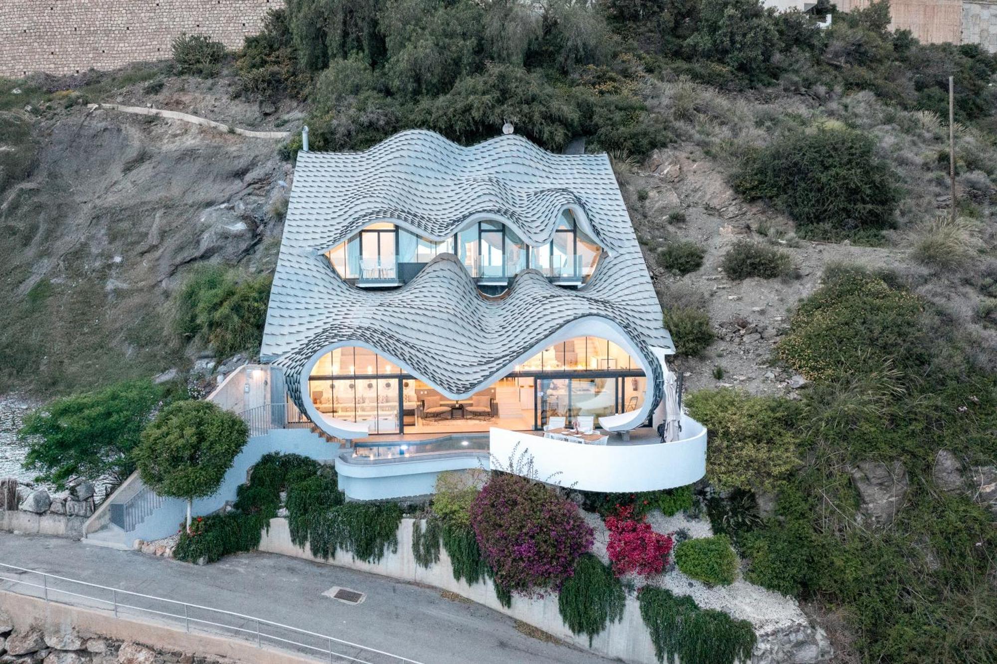 Rentitspain Casa Del Acantilado Piscina Climatizada 살로브레나 외부 사진